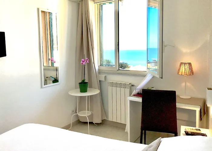 Ma&mi 3* Чефалу