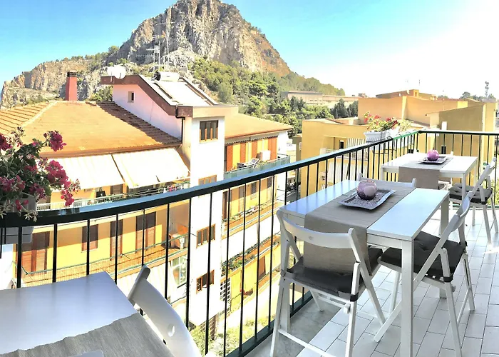 Ma&mi 3* Чефалу